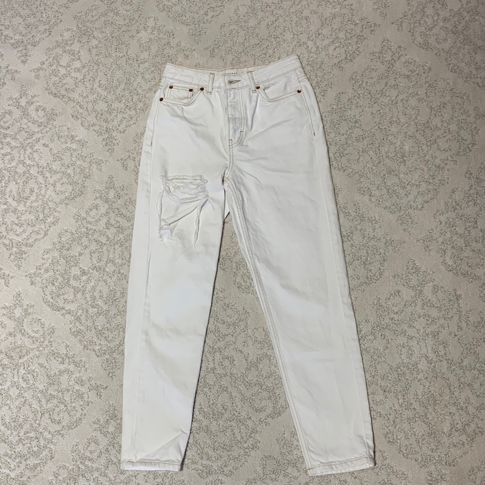 TopShop White Straight Leg Mom Jeans Ripped